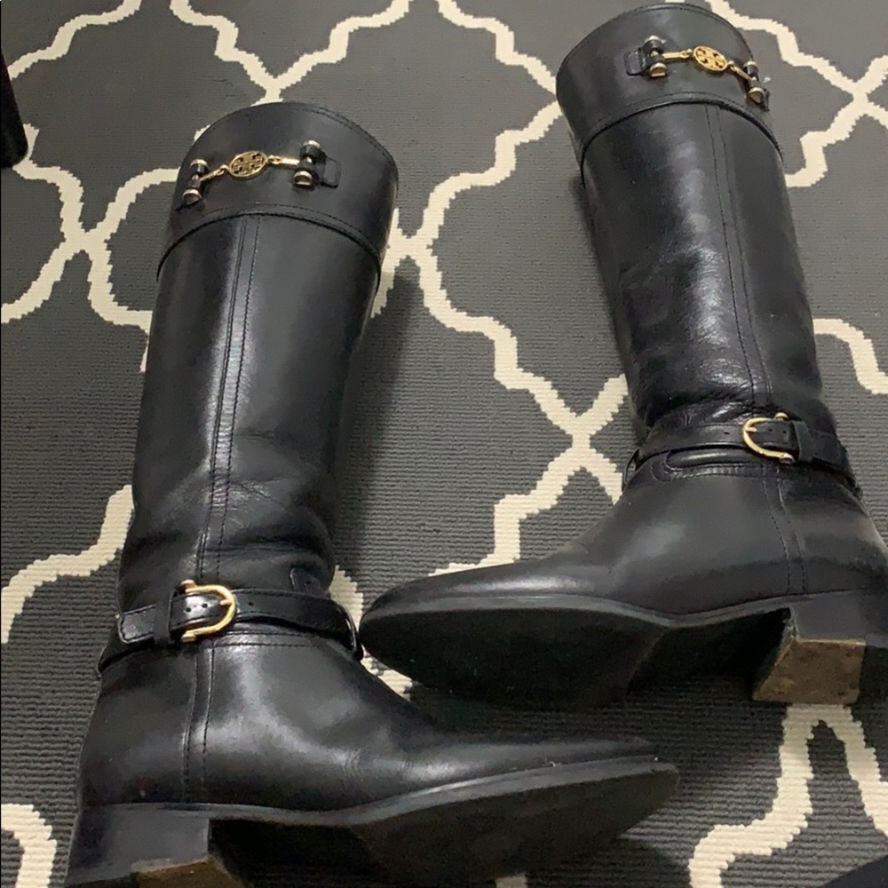 Tory Burch highly boots size 6